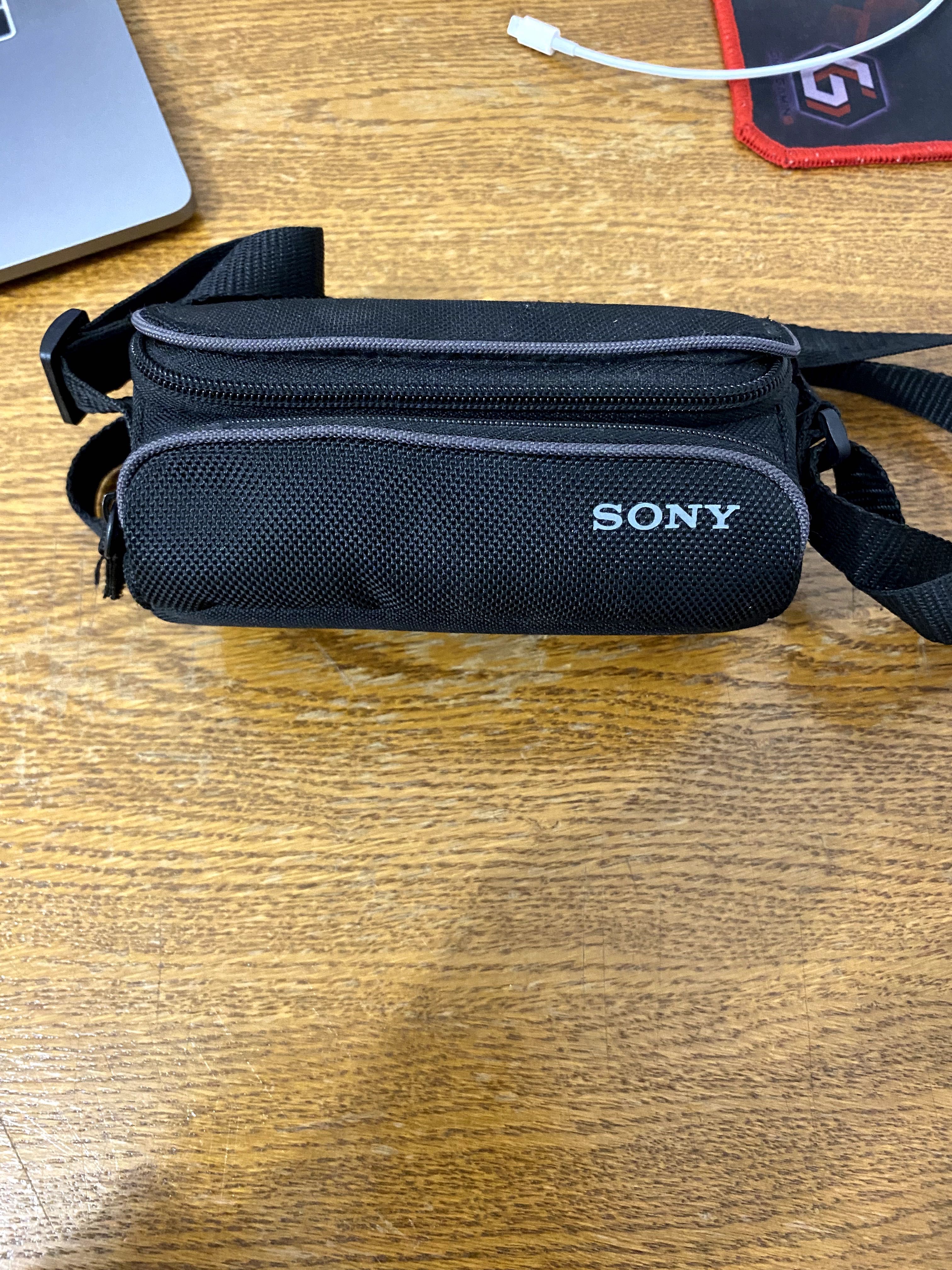 Видеокамера Sony cx-625