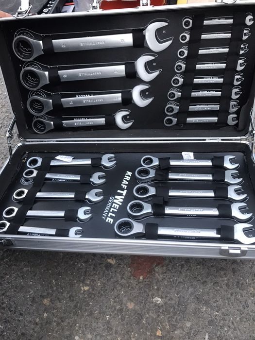 Звездогаечни ключове с третчотка KraftWelle от 6мм до 32мм 22 части -