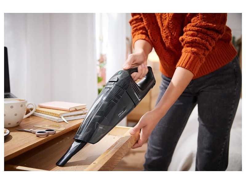 НОВА! Акумулаторна ръчна прахосмукачка 7,4 V, 2200 mAh