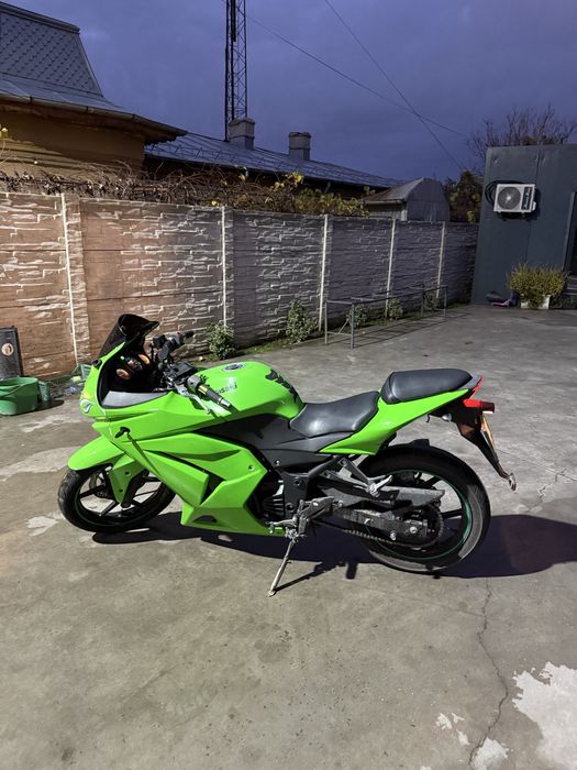 Kawasaki ninja 250r