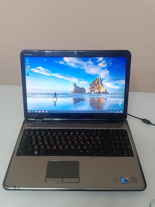 Ноутбук i3 2,4ггрц 8/320гб