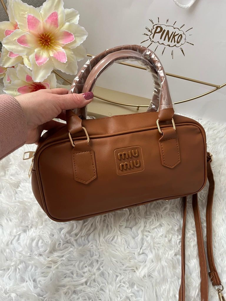 Чантички MIU MIU