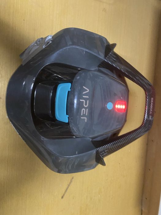 Робот за басейни AIPER