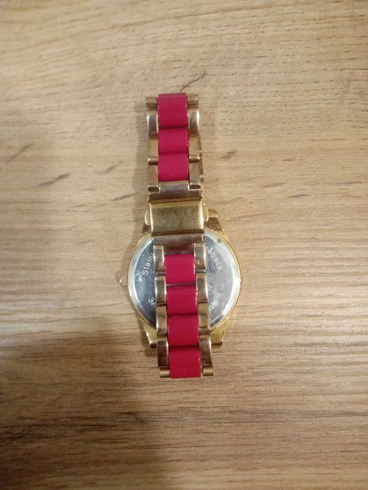 Loisir дамски часовници