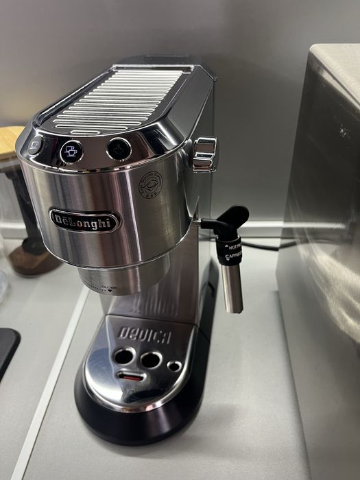 DeLonghi Dedica EC 685