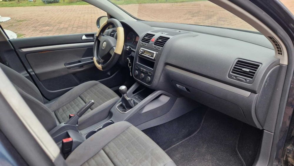 Volkswagen Golf 5 2008 1.9 TDI BKC