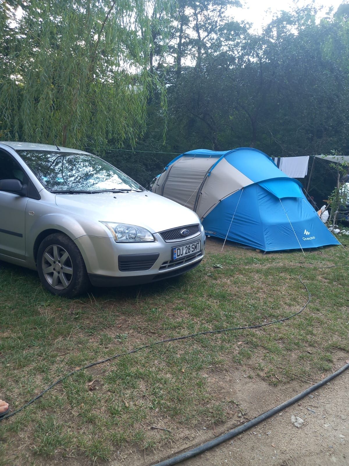Vând cort camping