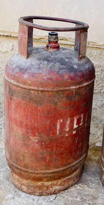 Продам газ балон