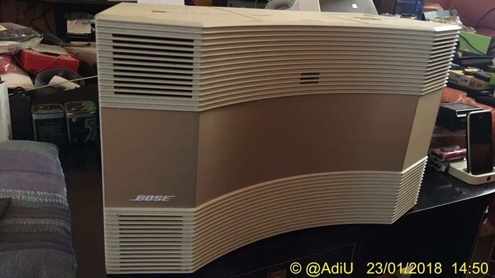 Bose Acoustic Wave Music System 2.1 CD, radio, aux, telecomandă