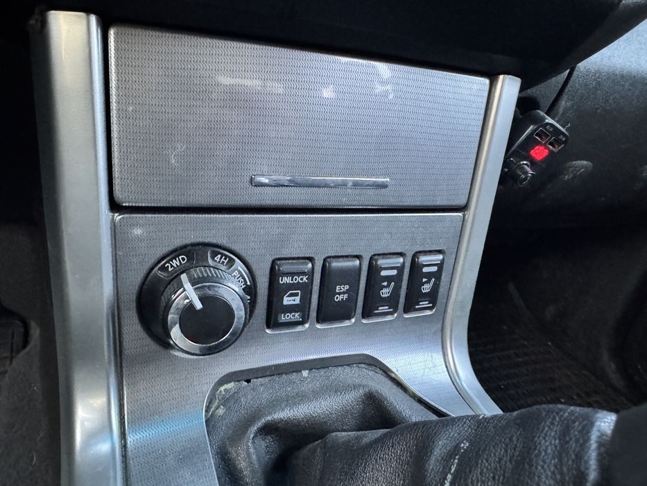 Nissan Navara Facelift 2.5 190CP 2011 2x4/4x4