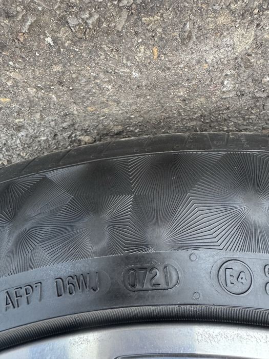 Continental 325/40/22 - 285/45/22