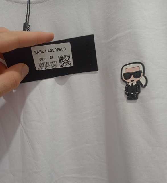 Оригинална чистно нова тениска Karl Lagerfeld - размер М