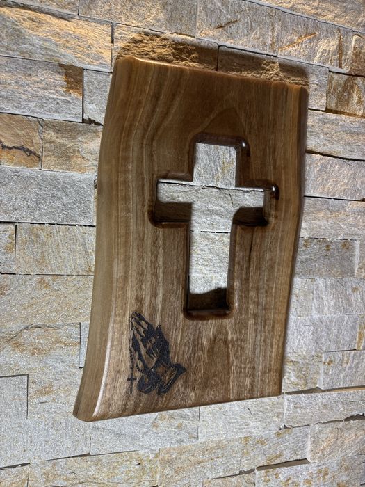 Дървен кръст (орех)