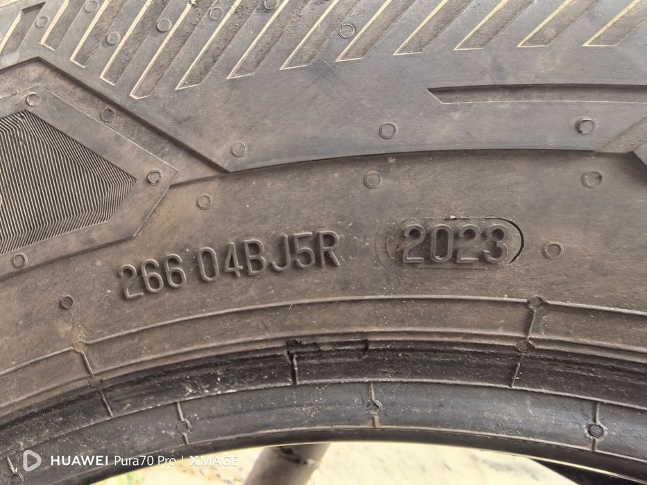 2бр зимни бусови гуми 225/65/16С