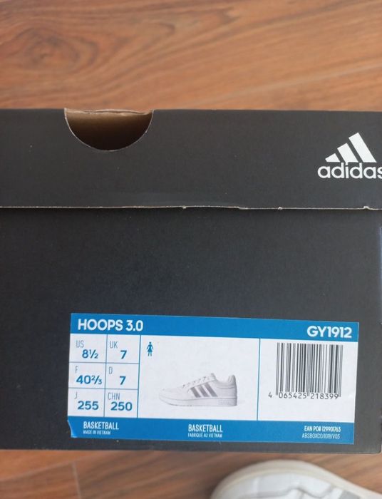 N40 Маратонки ADIDAS