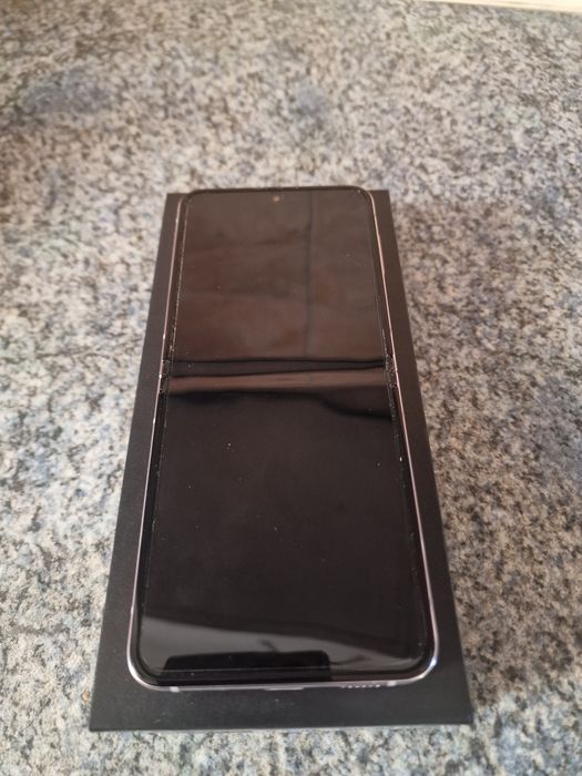 Samsung Galaxy Z Flip5