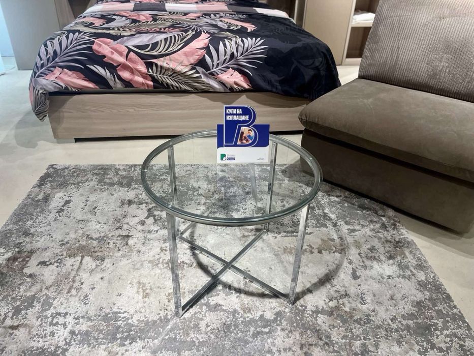 Стъклена холна масичка