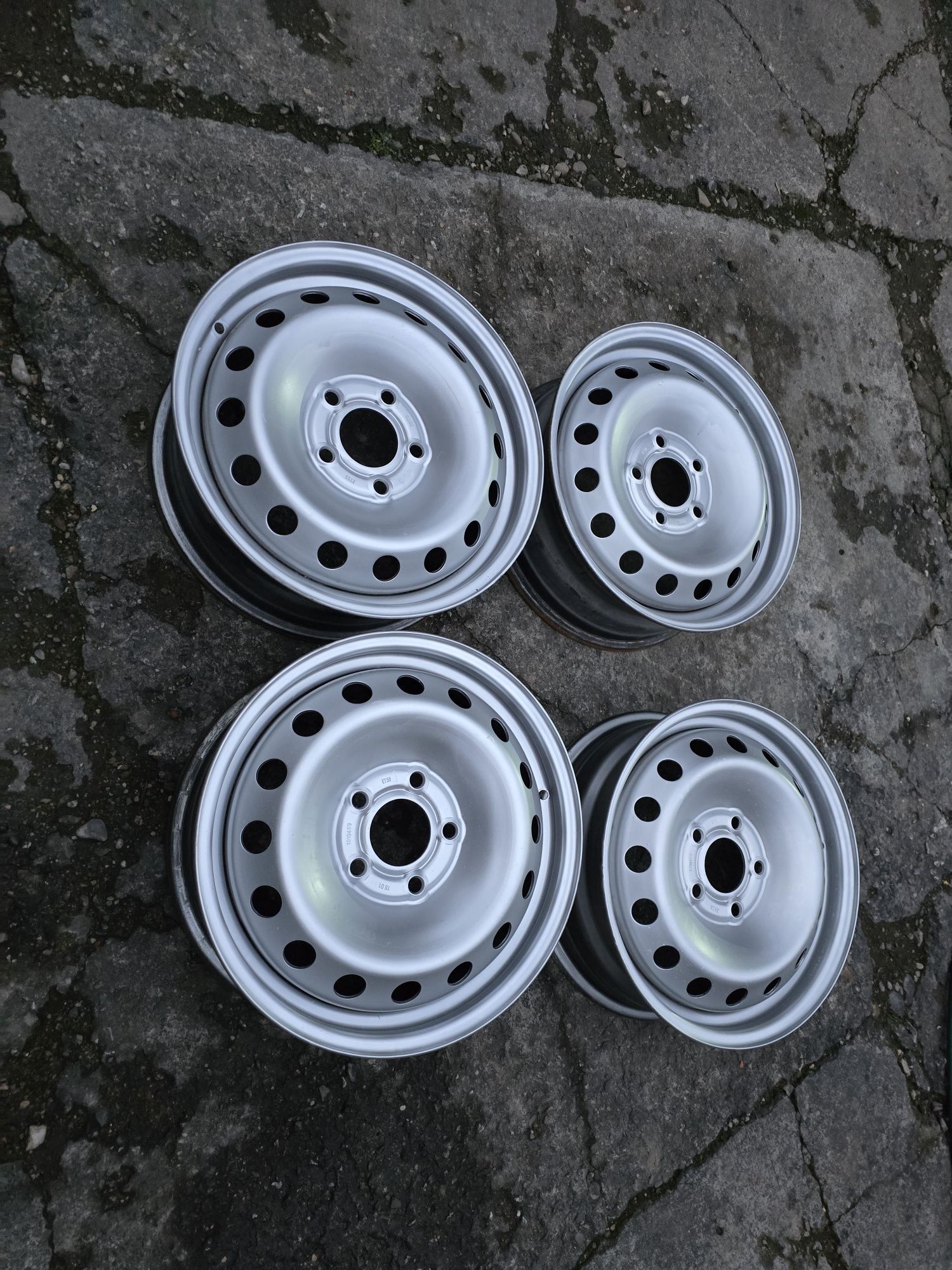 Set 4buc jante tablă R16  Opel Vivaro,Renault Trafic,Nissan Primastar.