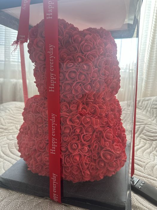 Меченце от вечни рози