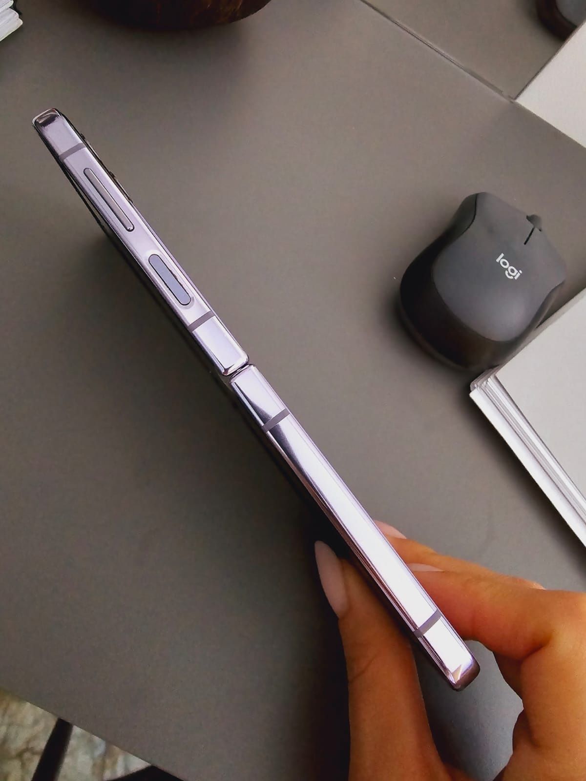 Samsung  Z Flip 4