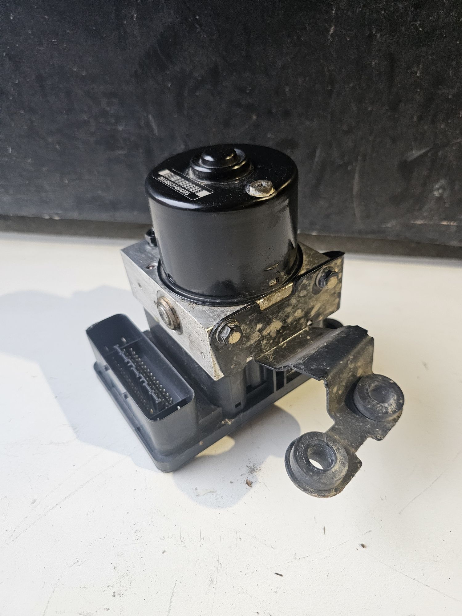 Pompa ABS ESP originala Volkswagen Golf 4 / Bora / Skoda Octavia 1