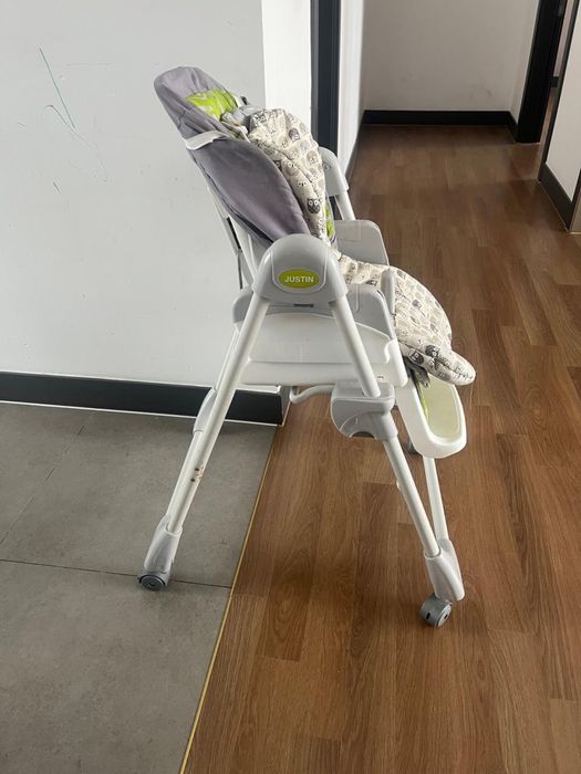 Отдам стульчик для кормления