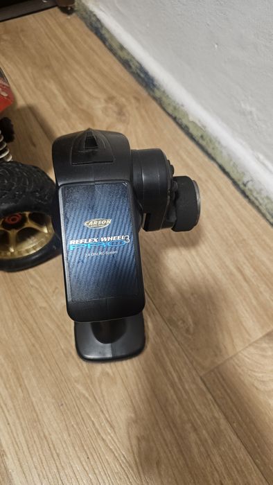 mașină rc 1.8 ,4x4 in stare bună de funcționare