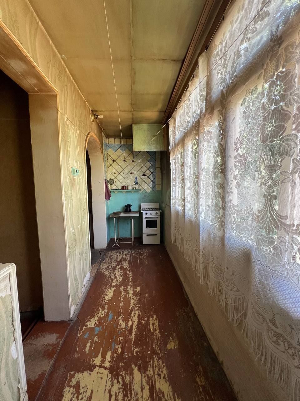 Продам 2 ком Юнусабад 11 квартал