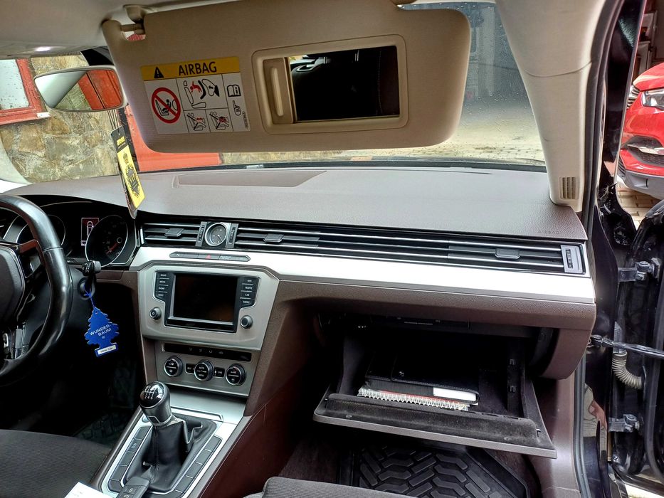 Se vinde Volkswagen Passat