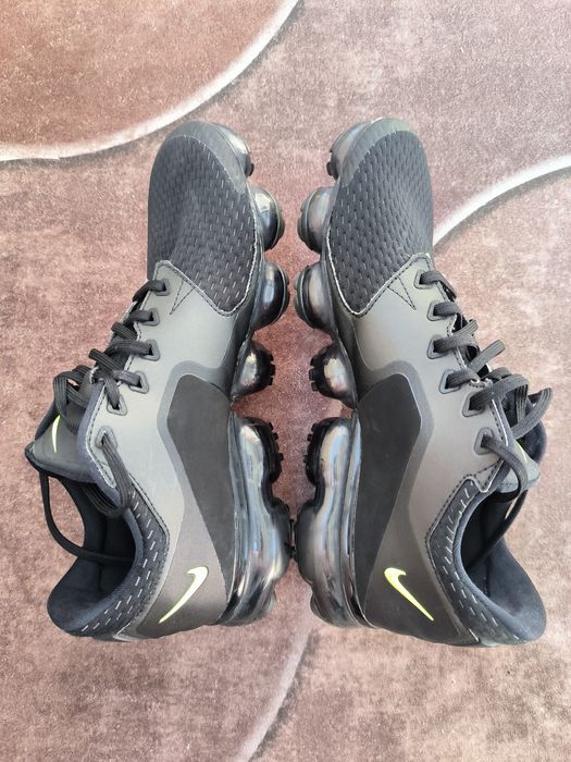 Nike Vapormax номер 40