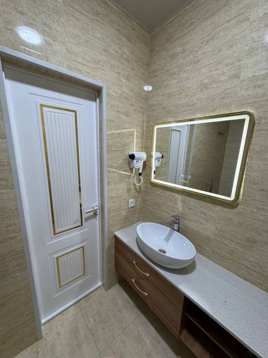 Слается Чиланзар 19 кв Новастройка шикарная все  есть от и до