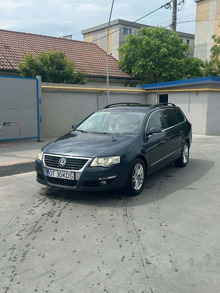 Vând PASSAT b6 motor 2.0 - 140cp Euro 4 cutie automată 6+1  DSG