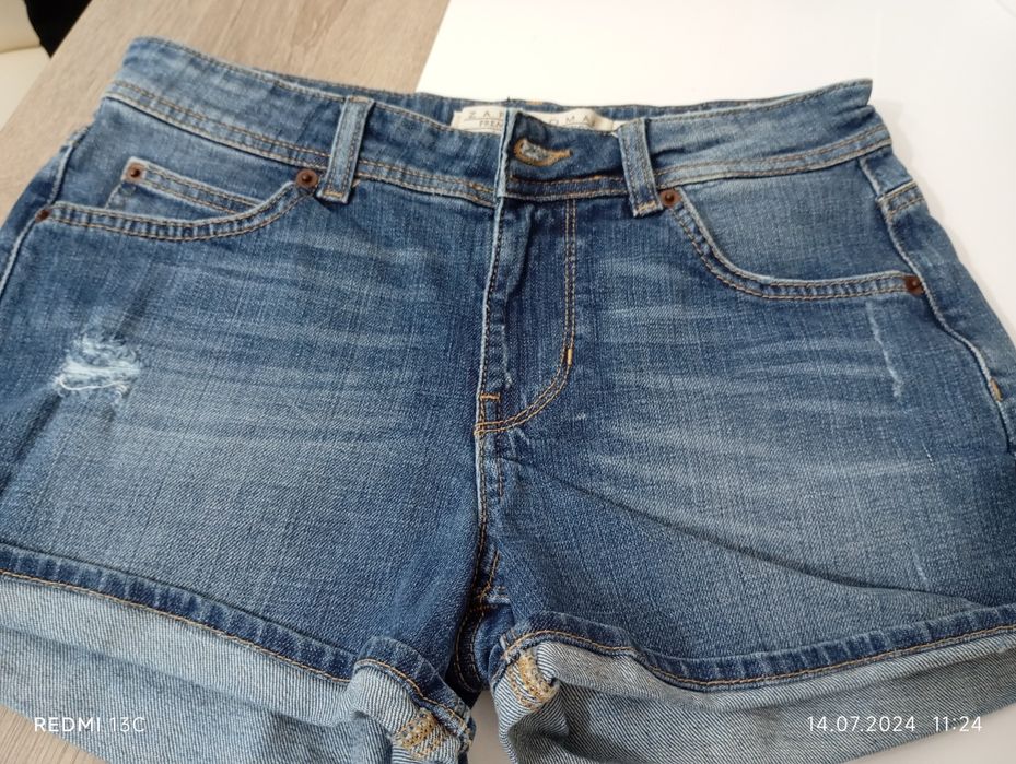 Jeans scurt Zara