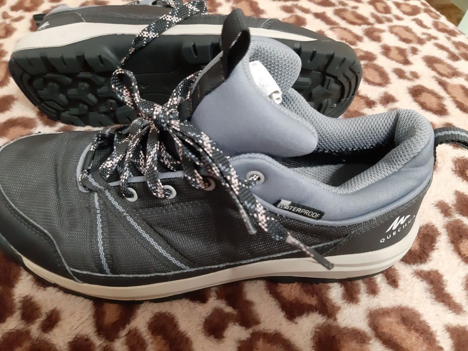 Ghete bocanci femei Decathlon marimea 39