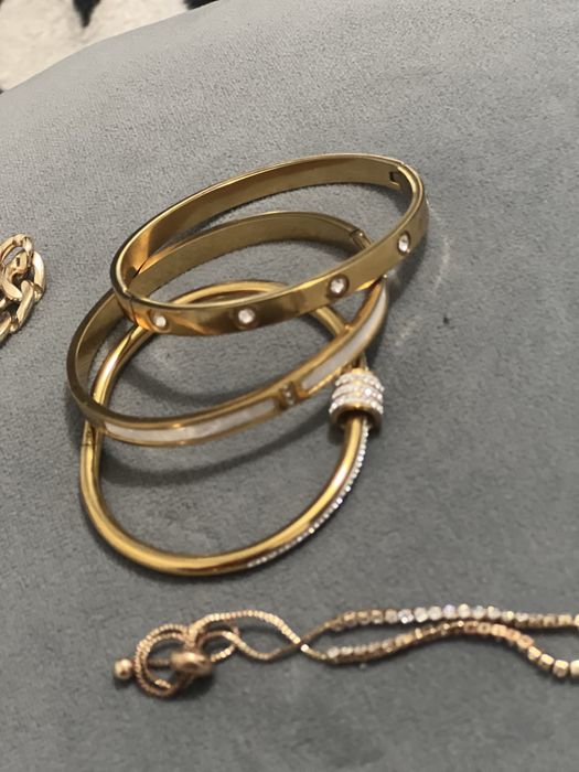 Set brățări predare personală București