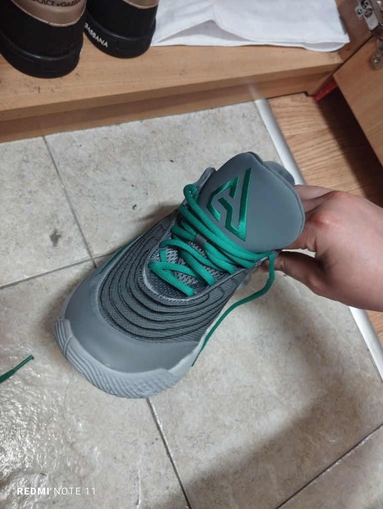 Nike Маратонки Giannis Immortality 4