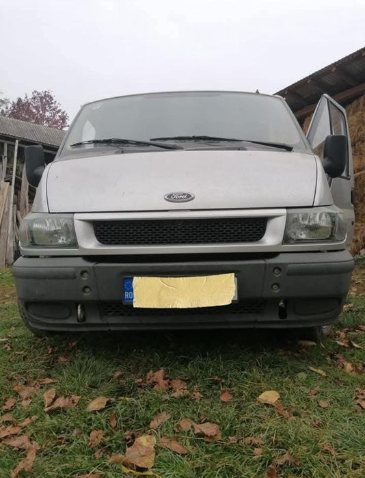 Vând Ford Transit