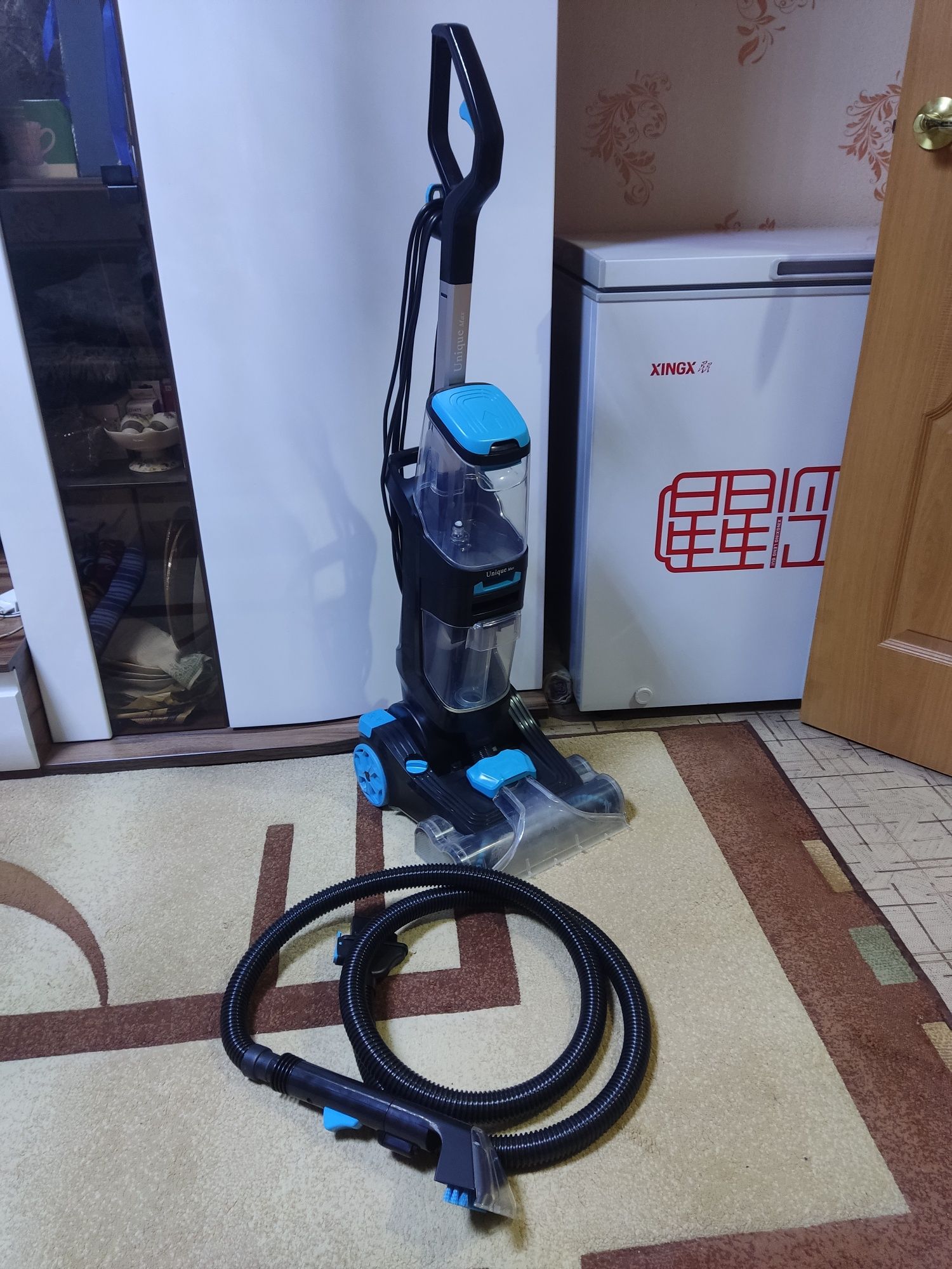 Продам моющий пылесос