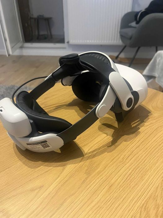 Meta Quest 3s 128GB Alb + Curea BOBOVR M3 Pro cu baterie de 5200mAh