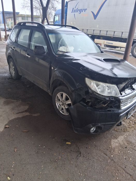 Subaru Forester 2.5 avariat