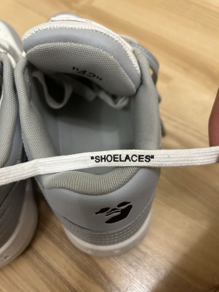 Off White Out of Office 42