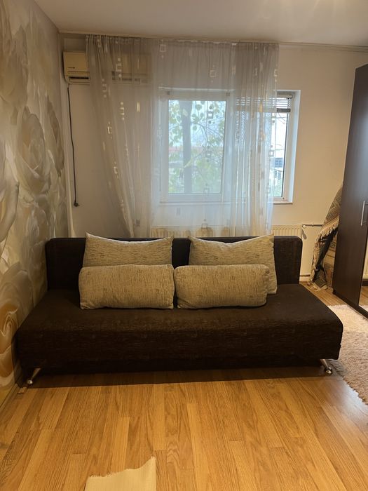 Canapea extensibila stare Buna