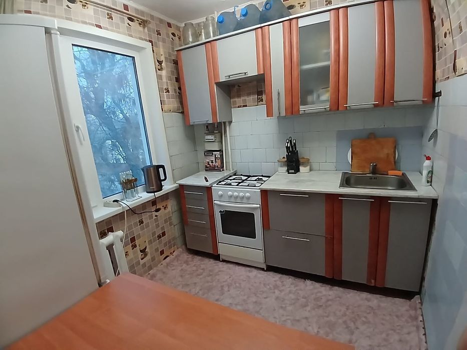 Срочно 1ком.кв. Район магазина Северный