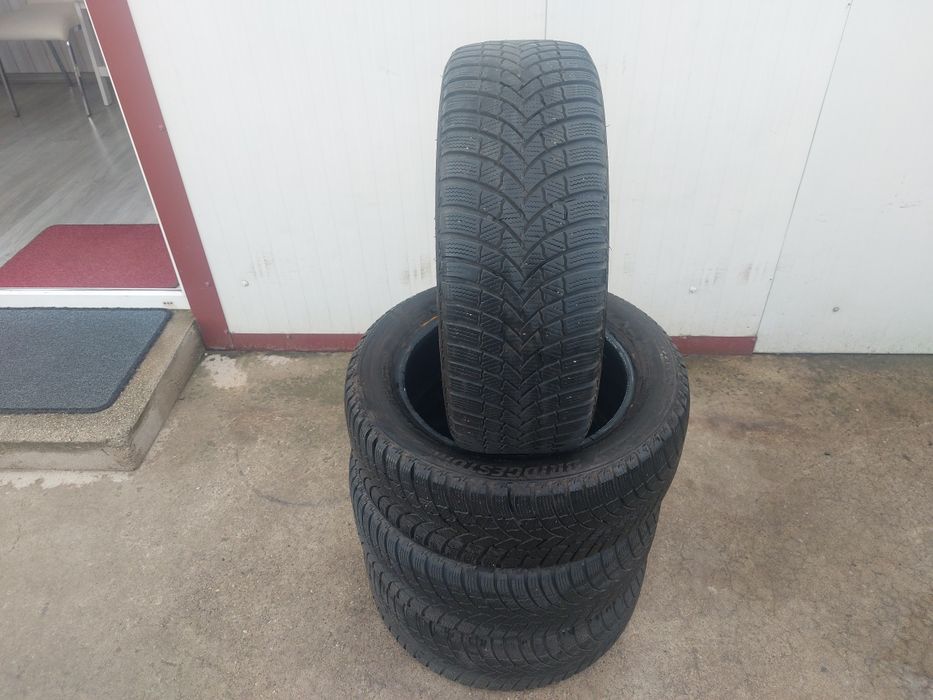 125 lei bucata! Set anvelope M+S/IARNA 205 55 16 Bridgestone