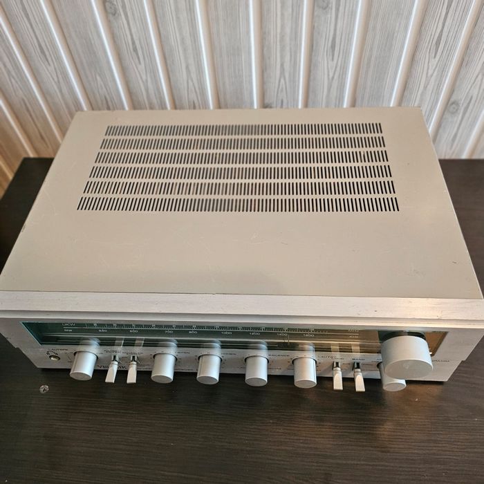 Amplificator rar Visonik 8005