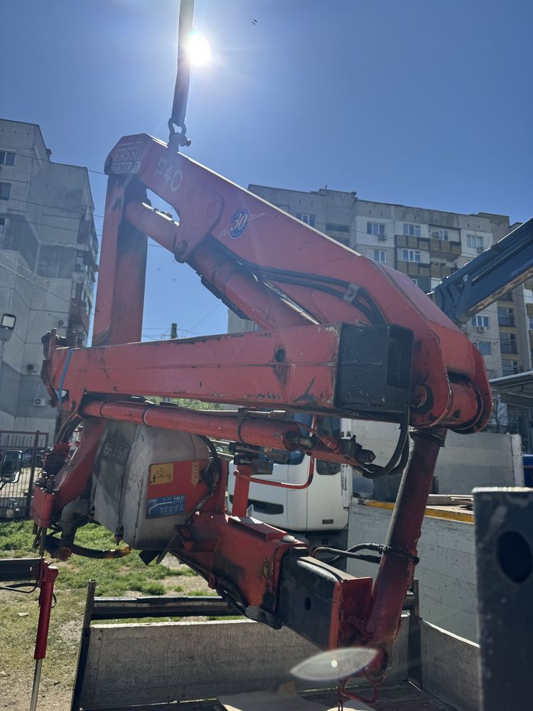 Кран за камионче fassi f40