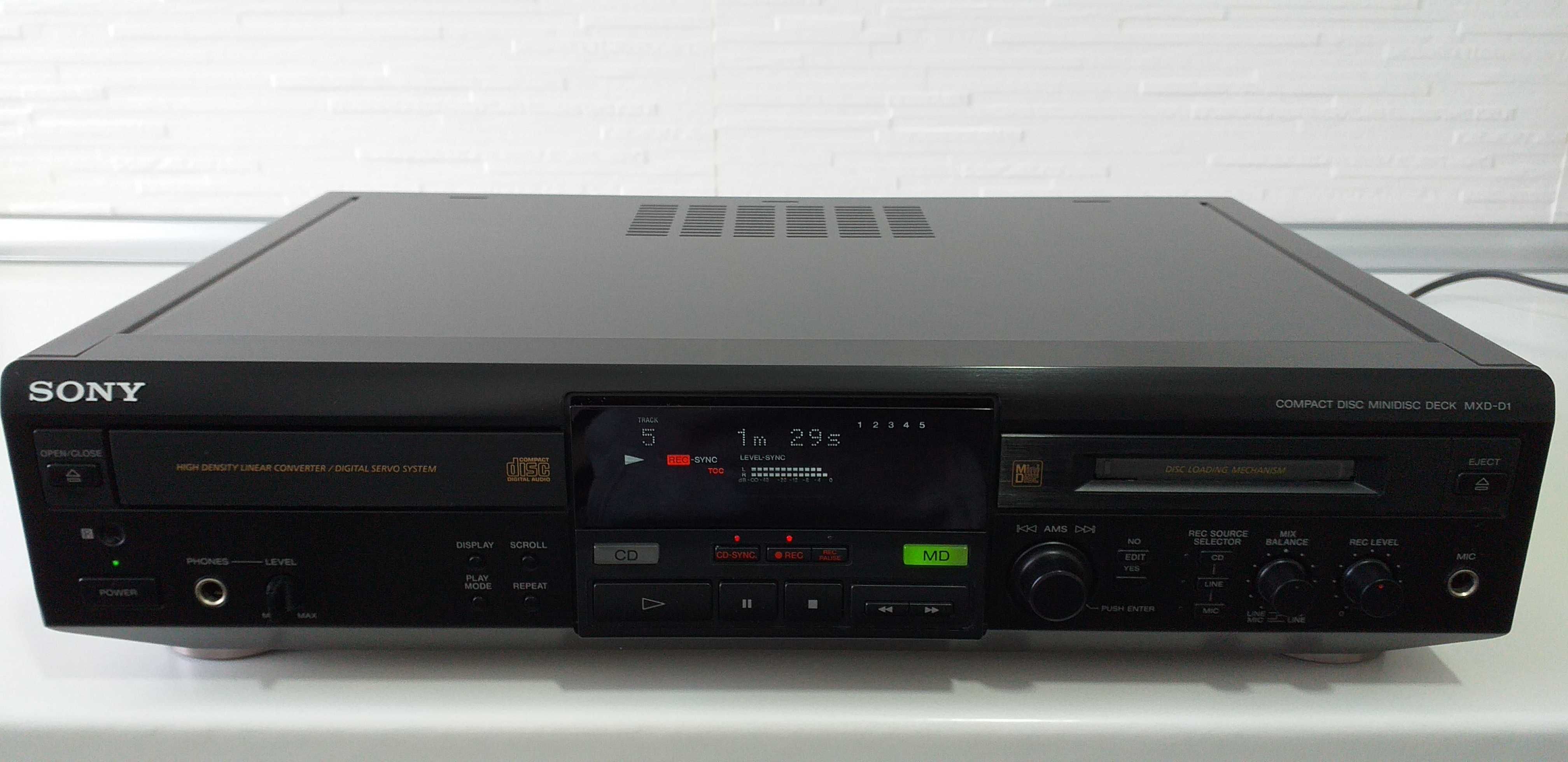 CD/ Minidisc SONY Deck MXD-D1