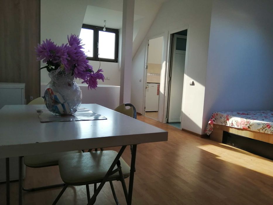 Metrou,garsoniera dubla,45m ,luminoasa,linistita,aer conditionat