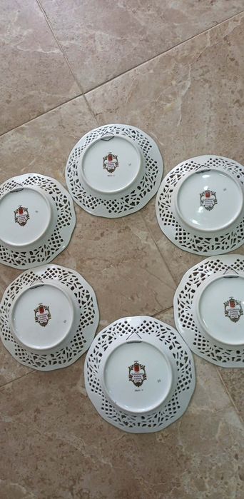 Изрисувани чинии сет от 6 бр