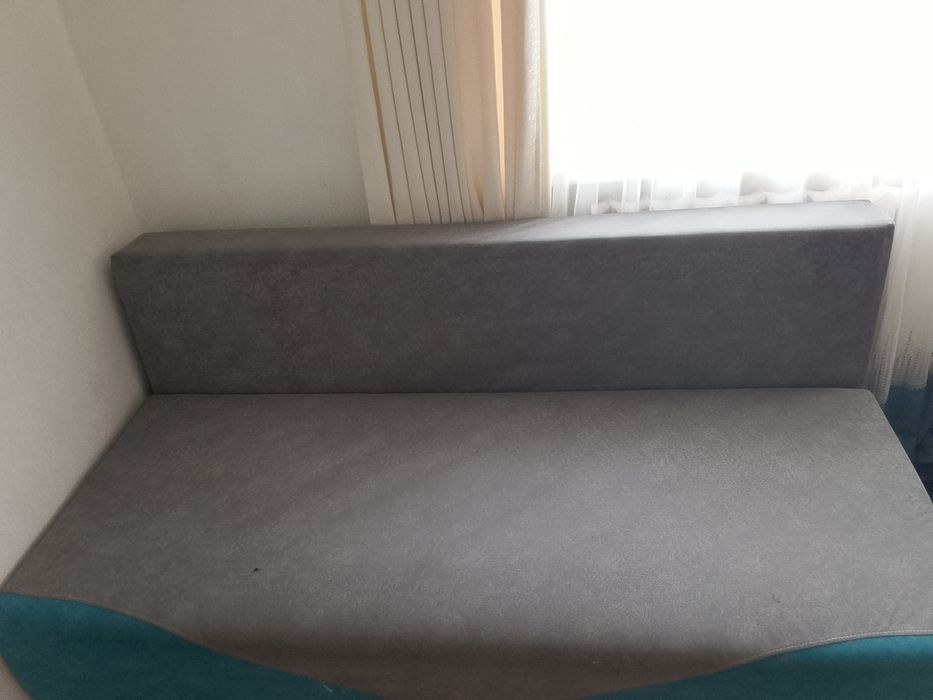 срочно продам диван